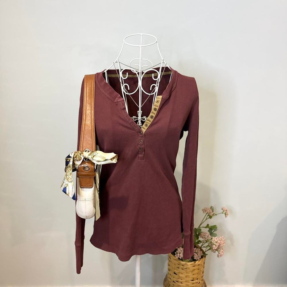 Cute vintage y2k burgundy henley thermal button up long sleeve grunge top